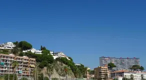 Duplex en frente de la playa al lado de Barcelona - Image 4