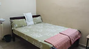 Selvalakshmi Restaurant and Lodge - Image 2