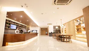 Hanting Hotel Xinyang Railway Station - Image 4