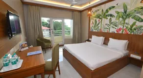 RNS Residency Sea View - Image 2
