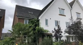 Spacious Studio, Free Street Parking, West Molesey, KT8 - Image 3