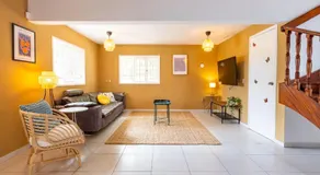 Orange Lotus Villa - Image 3