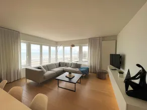 Apartment by Epernay Square with Sea View - Image 2