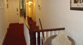 Oakfield House Bed and Breakfast - Image 4