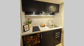 The Cabin - Image 5