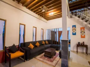 Tropical Paradise Spacious 3-Bedroom Villa - Image 4