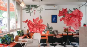 Sidewalk Boutique Hotel - Image 2