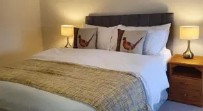 The Old Thatch Inn - Image 3