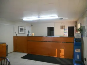 Budget Inn - New Albany - Image 4