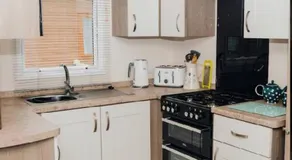 Luxury 6 Berth Holiday Caravan - Image 5