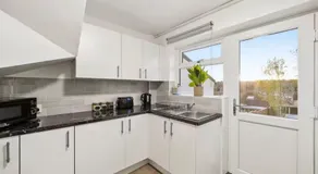Copperfield House - Free Parking - Image 4