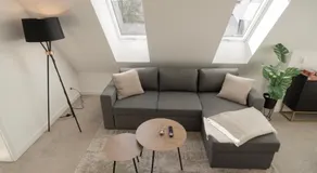 FEEL GOOD HOMES Ruhig-Klimaanlage-WLAN-Regendusche - Image 5