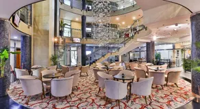 Kings Park Hotel - Image 2
