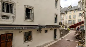 Wonderhost, Quartier du château, superbe appartement avec parking Aragon - Image 4