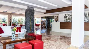 Vallian Village Hotel - Image 4