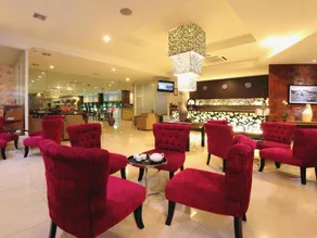 Lombok Plaza Hotel and Convention - Image 3