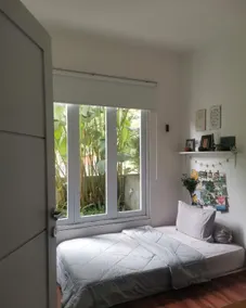 Humming House - Image 2