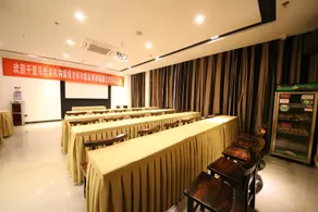 7 Days Premium Dezhou Pingyuan Xinhua Road - Image 5