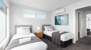 2BR Split Level with FREE Parking Near Puckle St - Image 2