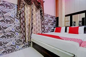 OYO 73806 Stay N Pay Hotel - Image 4