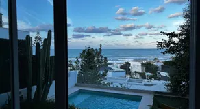 Écrin bleu - Vue mer & piscine - Image 4