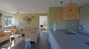 Luxus Familienvilla mit Jacuzzi & Sauna - Image 3