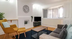 12 Gorse Lane - Image 2