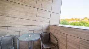 Hotel Console - Image 3