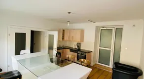 Wohnung, 3 Zimmer, eines davon Durchgangszimmer, ruhig, Graz Zentrum - Image 2