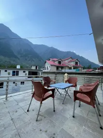 Hotel Dream Palace - in Naran - Image 3