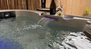 Secluded Retreat for Family and Friends with Private Hot Tub Dorset - Image 4