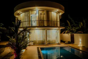 Silverline Luxury Villa - Image 2