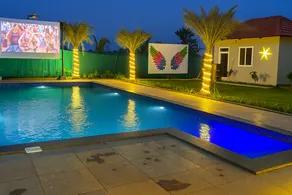 Stone Yard Resort - Image 2