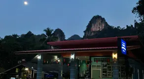 Khao Sok Backpacker Hostel - Image 5