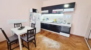 Lovely City Center 1BD, 1BT Apartment - Image 3