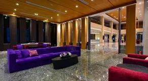Grand Royal Hotel - Image 4