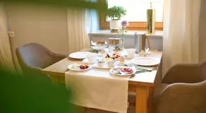 BioWeingut & Landhotel Gänz - Image 2