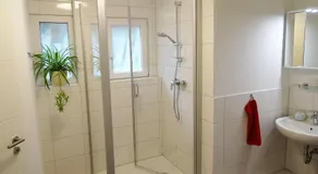 cozy 3 room Apartment - Image 4