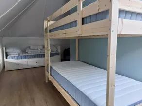 Comfortable holiday home with garden - Image 4