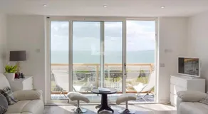 Horizon View - Image 2