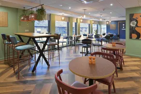 Travelodge Harrogate West Park - Image 5