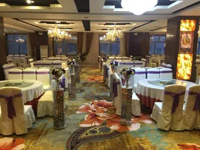 Longxi Hotel - Image 2