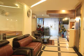 SDM Golden Tower Hotel - Image 3