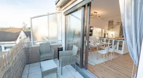 Theresa - Penthouse Terrasse Netflix Parkplatz - Image 4