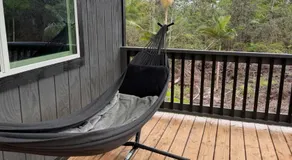 Private jungle retreat with AC and WiFi near Volcano - Image 2