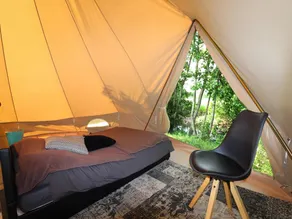 Glamour Tent in Frisian Woods near Cycling Route - Image 2