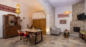 Traditional Loft Casa Di Vini - Image 2