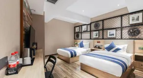 Zou Qu Ye Travel Hotel - Image 2