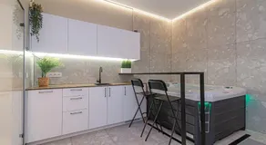 Secret Lounge - Cozy Studio with Sauna and Jacuzzi - Image 3