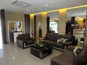 Radiant Hotel - Image 3